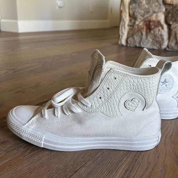 Converse Chuck Taylor All Star Western Cowgirl Sneakers in Vintage White - Picture 9 of 16